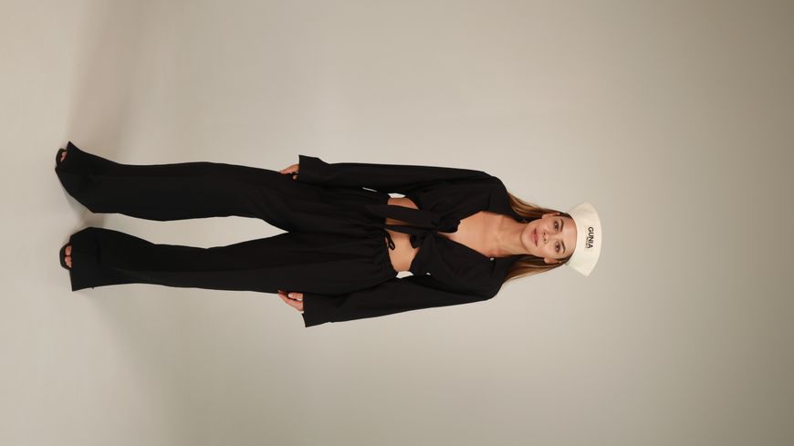 cropped linen top with sleeves and ties - black, One Size