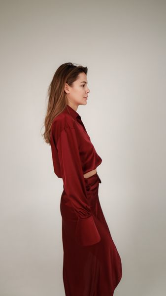 silk cropped blouse with sleeves - burgundy, One Size