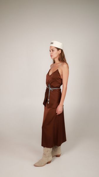 dress with an open back and a decorative belt - chocolate, One Size