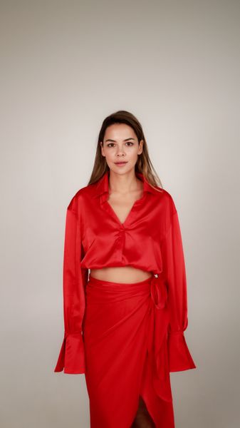 silk cropped blouse with sleeves - red, One Size